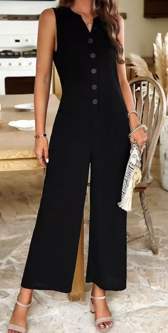 Elegant Jumpsuit with Button Details and Pockets