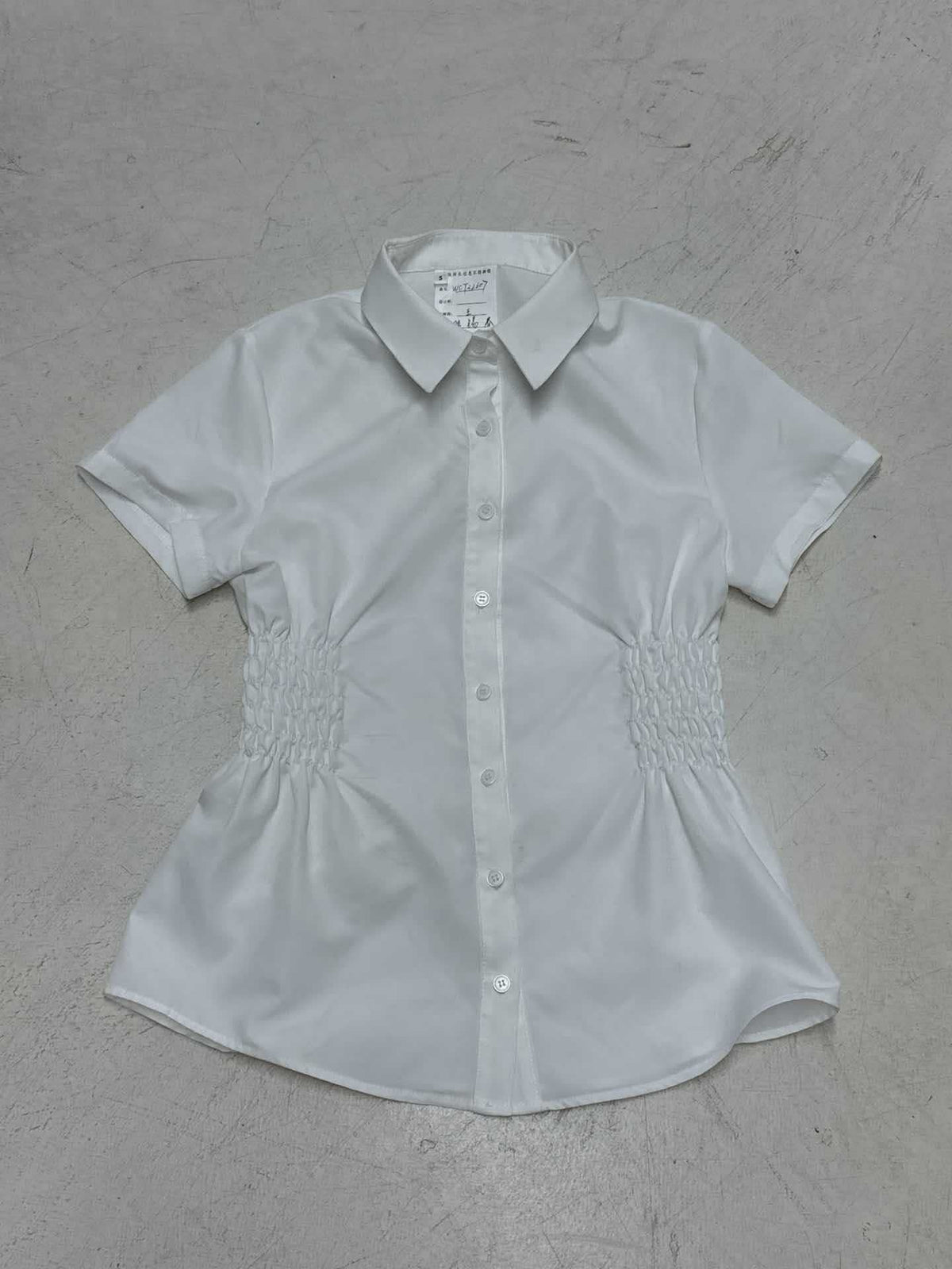 Women's Form-Fitting Short Sleeve Blouse with Ruching and Button Details