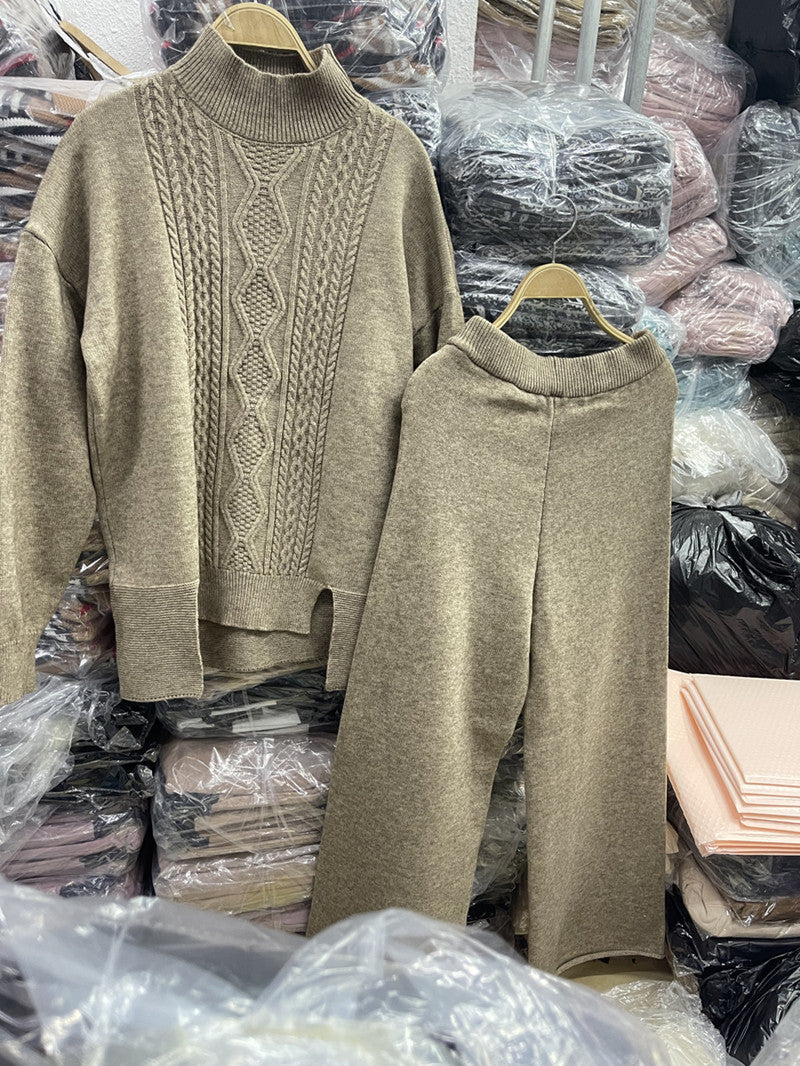 Women's Elegant Knit Suit with High Collar and Colorful Pattern