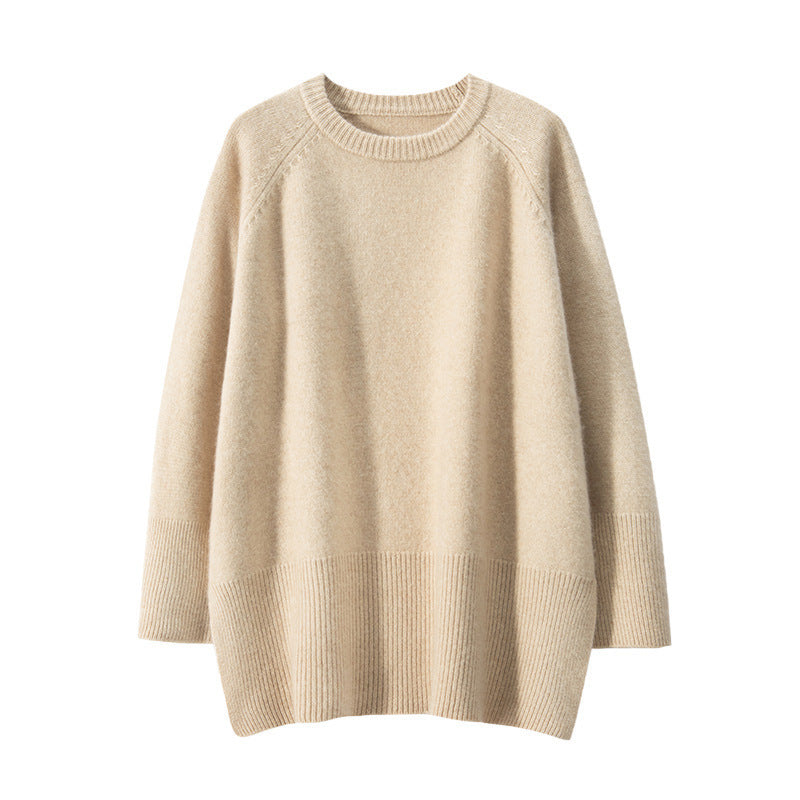 Elegant, Casual Knit Sweater with Wide Cut and Detailed Sleeves