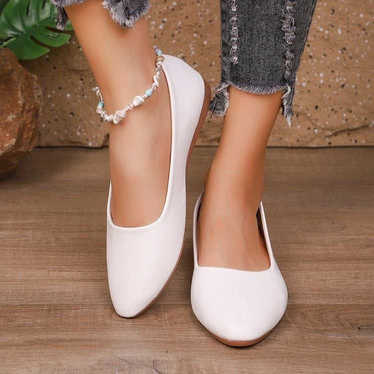 Women's Ballet Flats with Flexible Footbed and Elegant Design