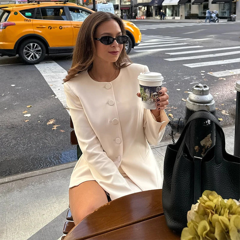Elegant Tailored Women's Blazer