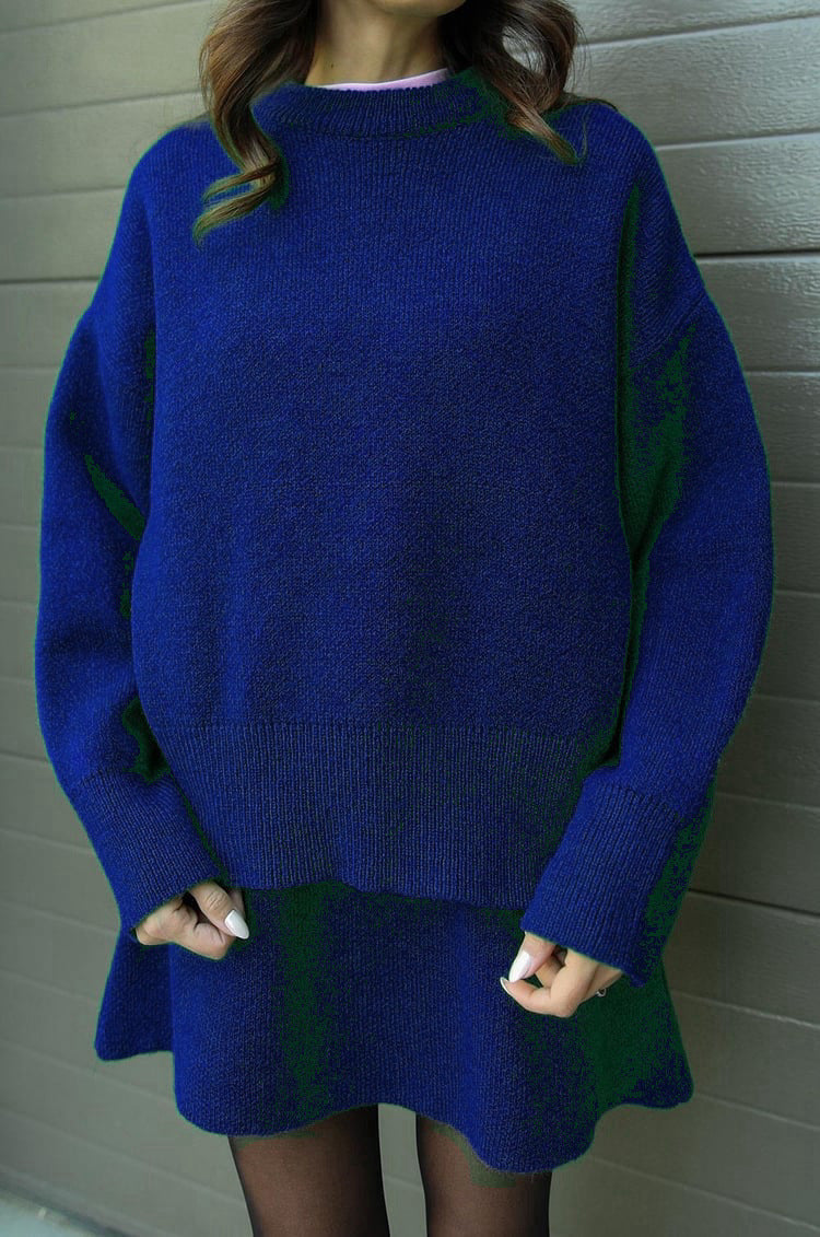 Women's Comfortable Knit Pullover with Dropped Shoulders and Fashionable Hem
