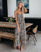 Elegant Wide-Leg Jumpsuit with Spaghetti Straps