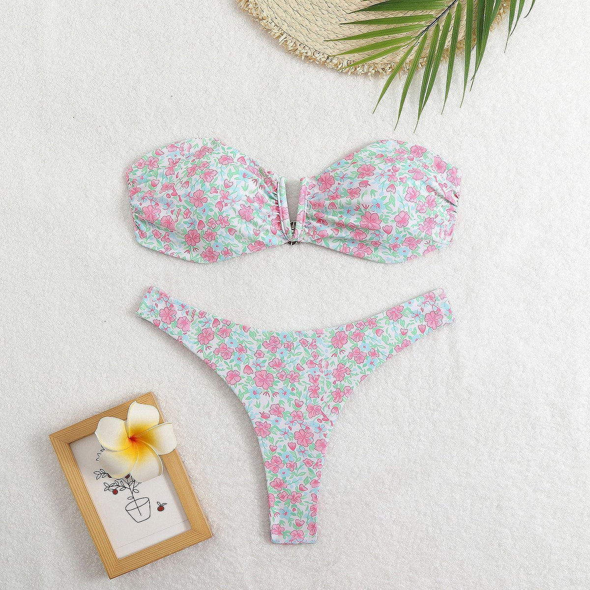 Women's Bandeau Bikini with Floral Design and Elegant Closure