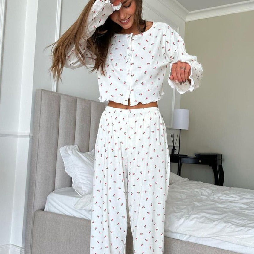 Women's Cozy Lounge Set with Floral Design