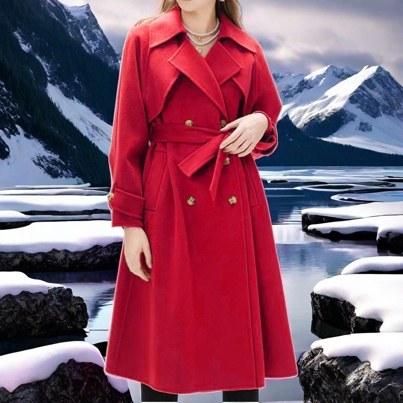 Elegant Double-Breasted Trench Coat with Tailored Fit