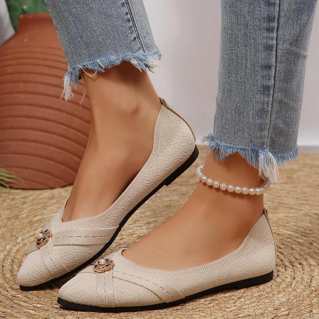 Women's Ballet Flats with Decorative Ornament