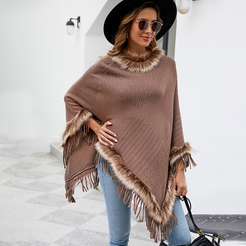 Women's Elegant Poncho with Faux Fur Collar and Fringe