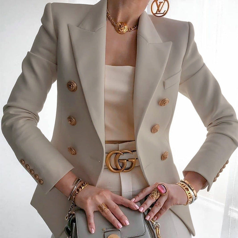 Elegant Tailored Blazer with Gold Buttons