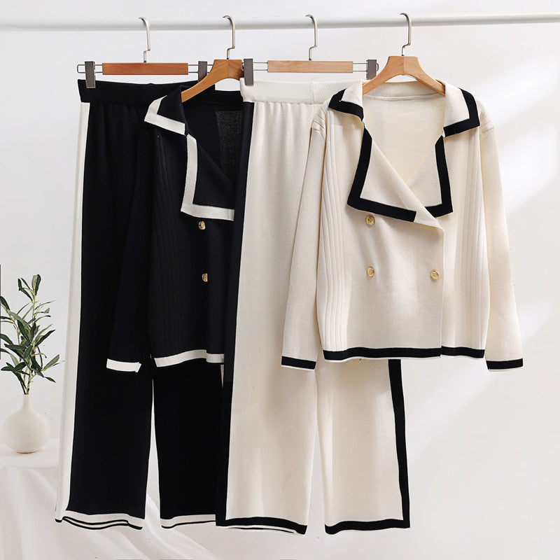 Elegant Loungewear Set with Contrast Details
