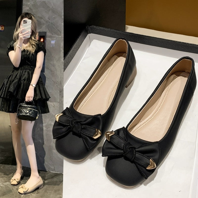 Women's Ballet Flats with Elegant Bow Detail and Soft Footbed