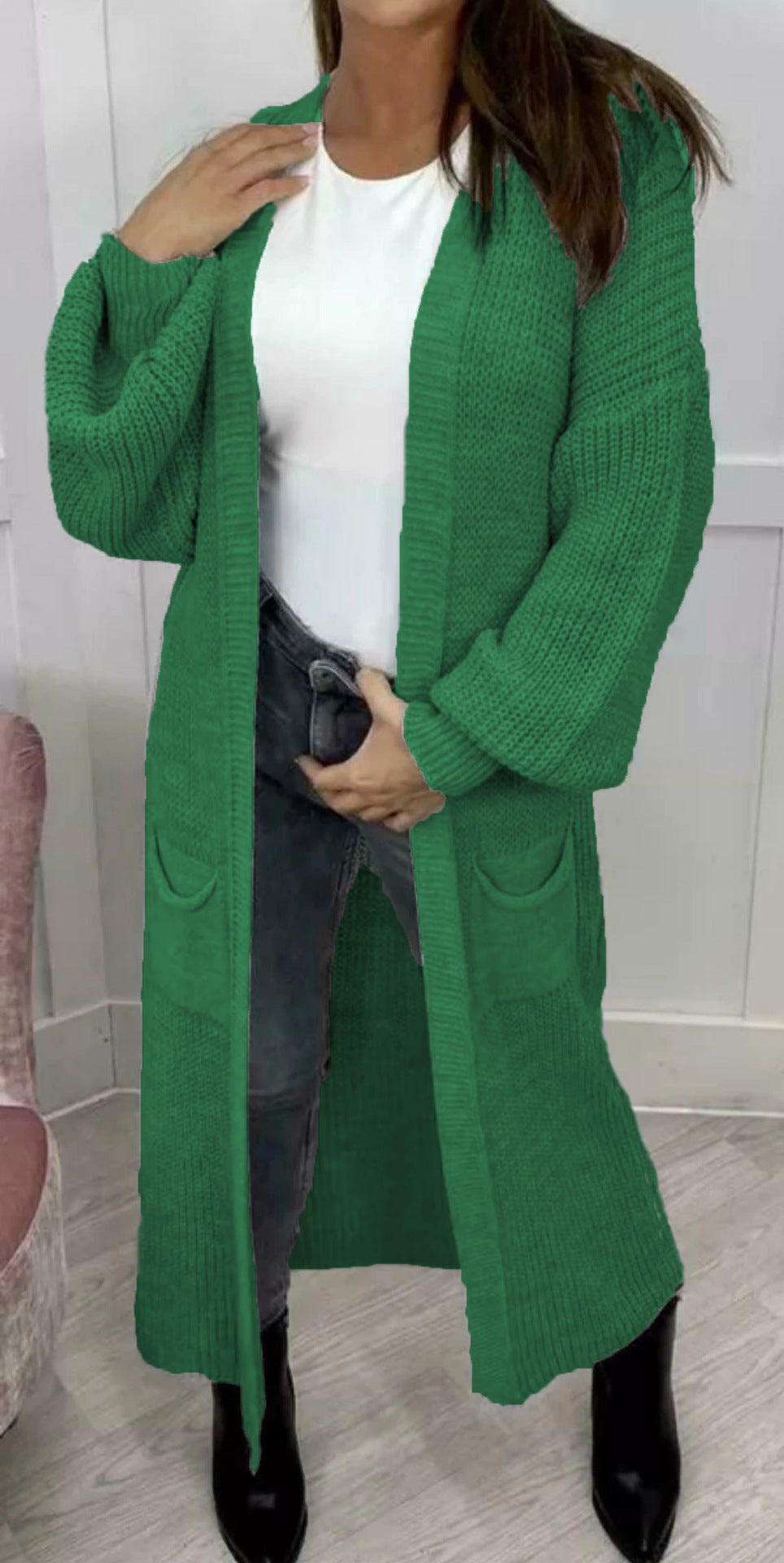 Women's Chunky Knit Cardigan with Open Sleeves