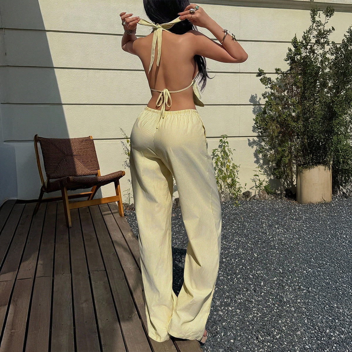 Women's Casual Beach Outfit with Crop Top and Wide Pants