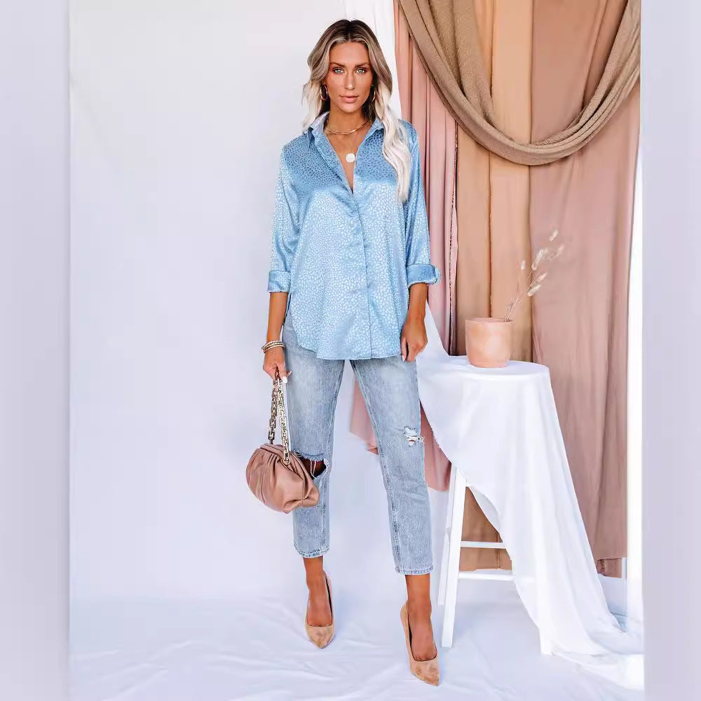 Elegant Blouse with Fine Texture and Full Button Placket