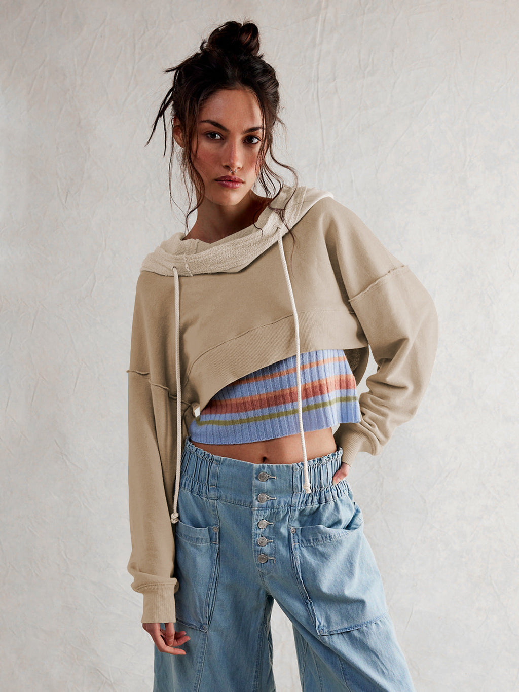 Cropped Sweatshirt with Kangaroo Pocket
