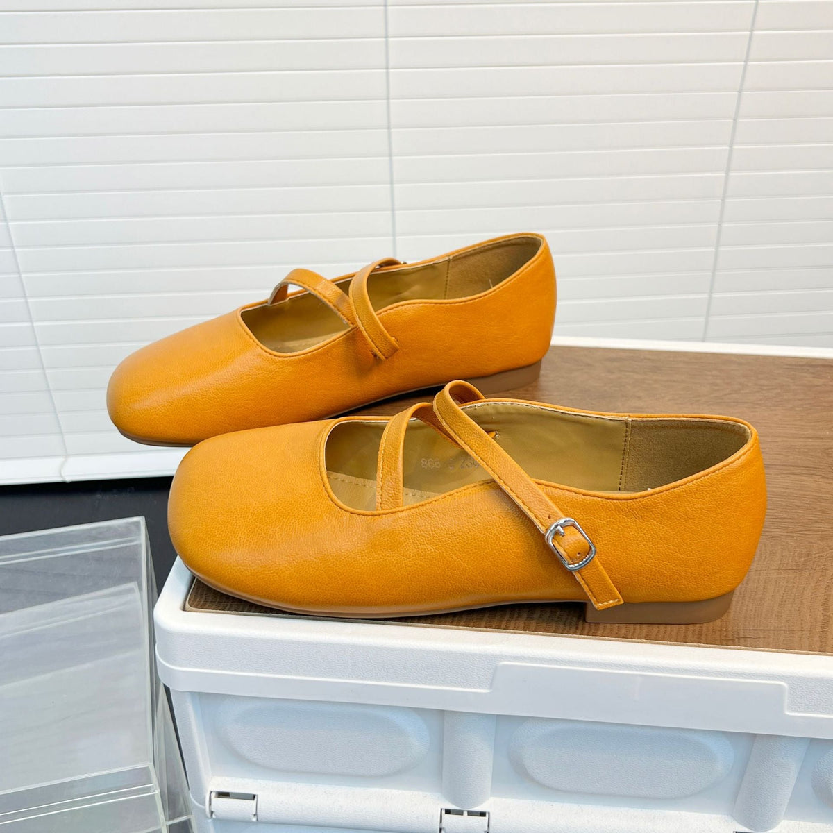 Women's Ballet Flats with Elegant Strap and Soft Insole