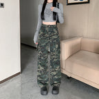 Women's Cargo Pants in Fashionable Camouflage Design with Practical Pockets