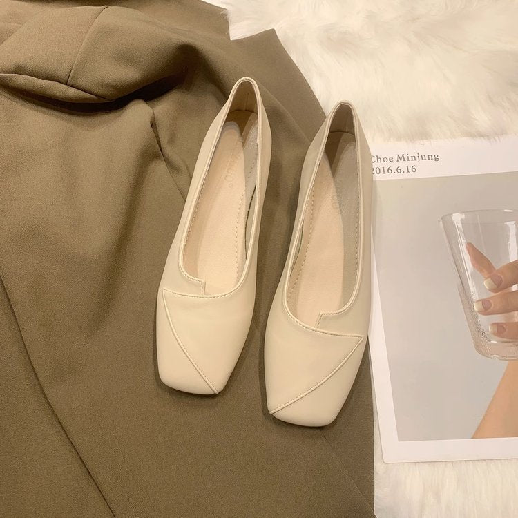 Women's Ballet Flats with Elegant Design and High-Quality Surface Texture