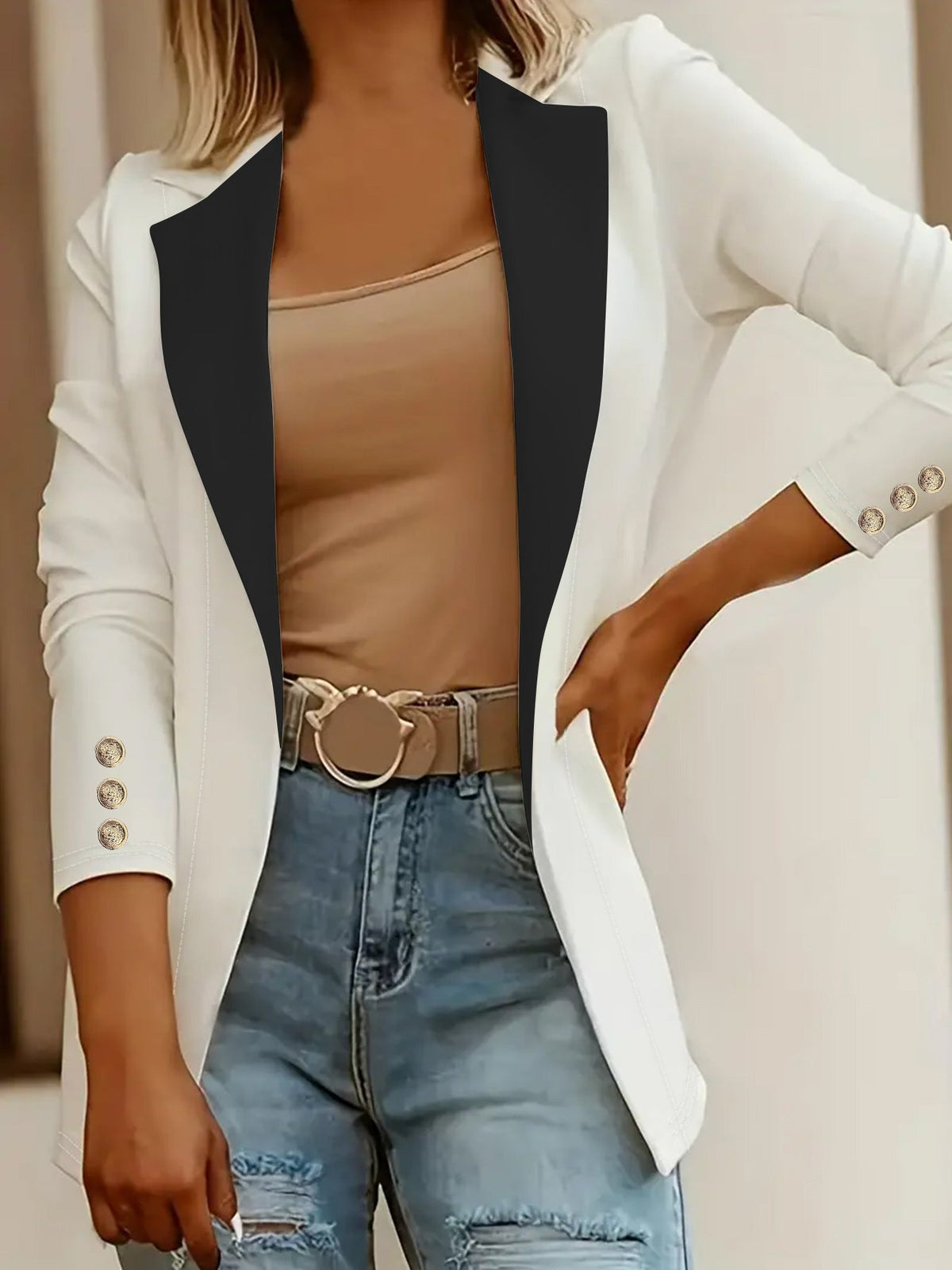 Elegant Women's Blazer with Contrasting Panels