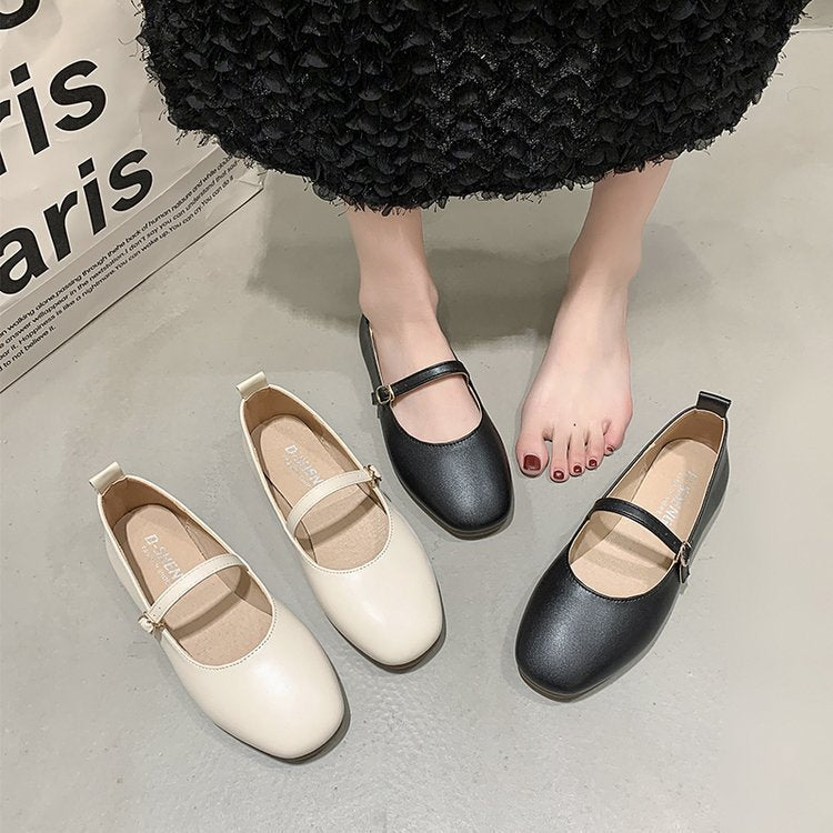 Women's Ballet Flats with Elegant Strap and Comfortable Footbed