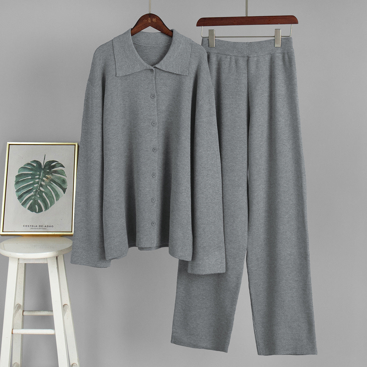 Women's Comfortable Knit Ensemble in Soft Cotton