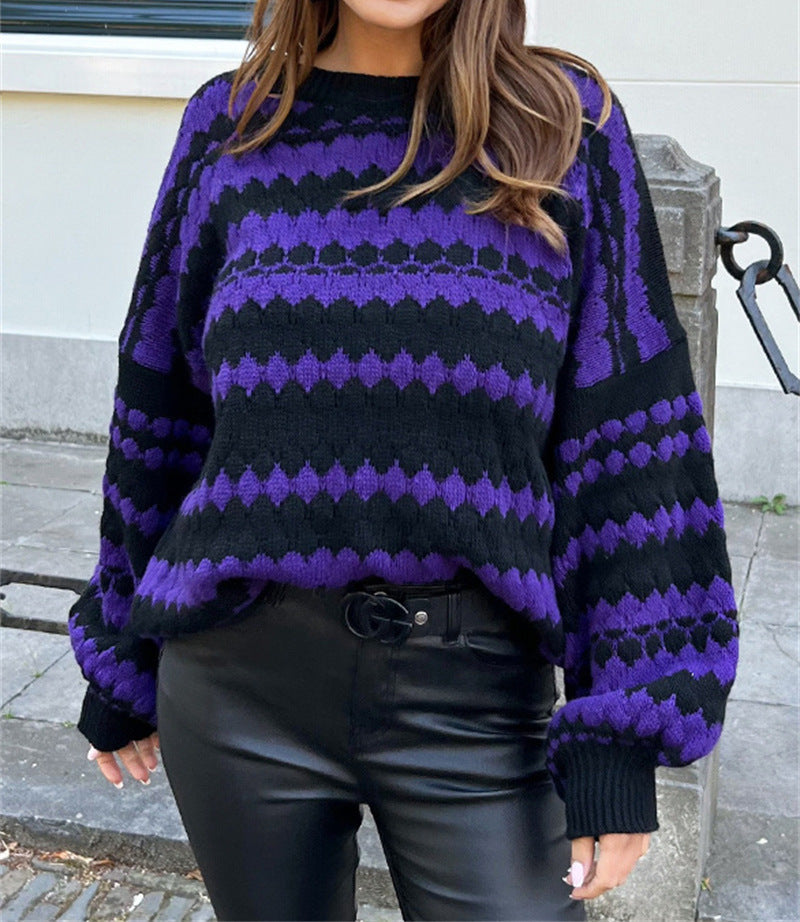 Women's Cozy Knit Sweater with Cable Knit Pattern and Graphic Accents