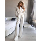 Elegant Jumpsuit with Long Legs and Classic Collar