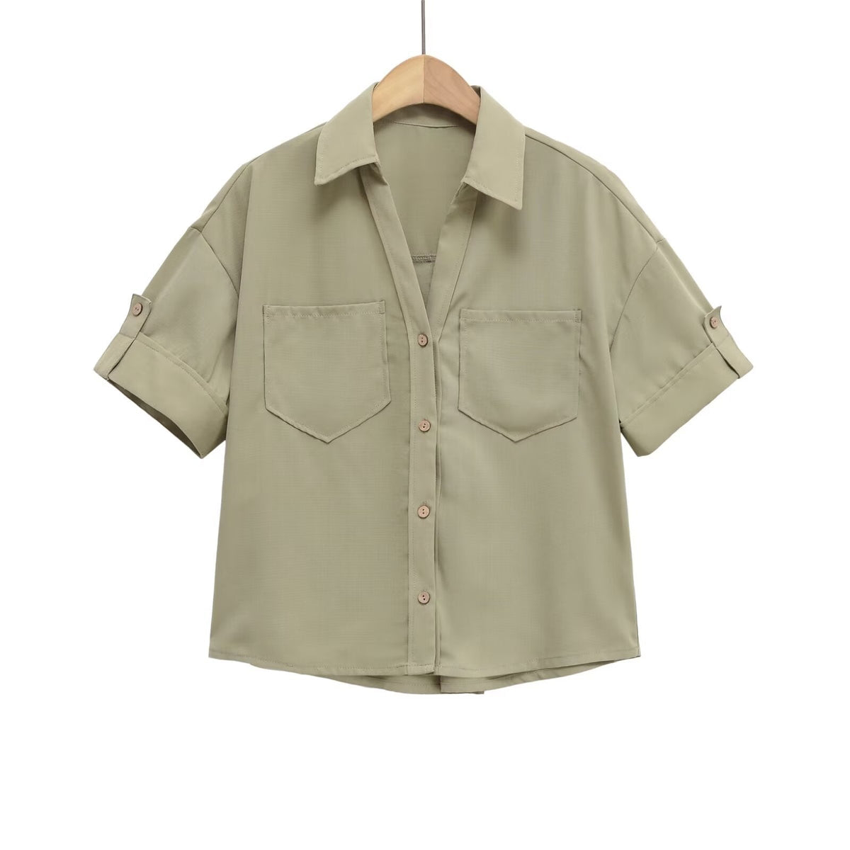 Women's Short Sleeve Shirt with Patch Pockets and Modern Cut