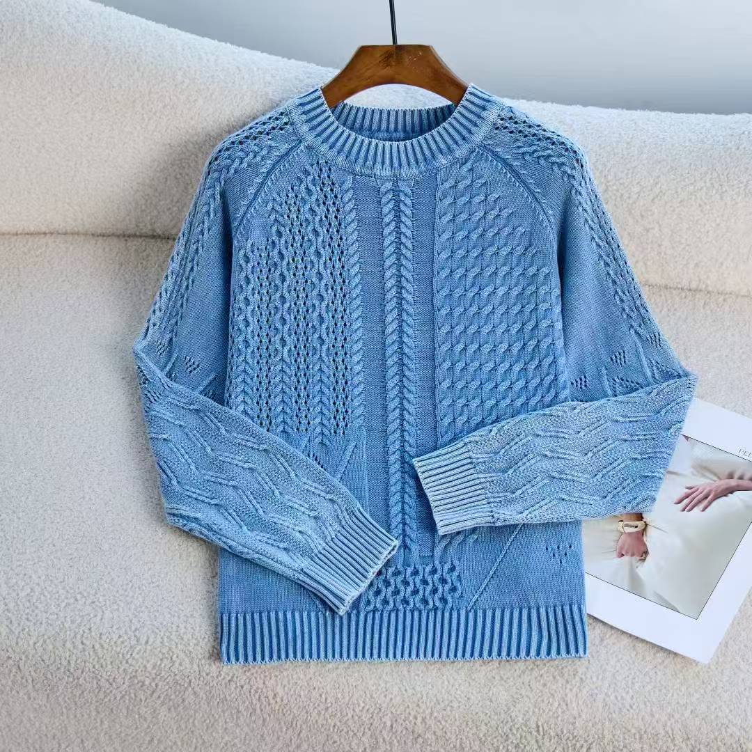 Elegant Chunky Knit Sweater with Artistic Design
