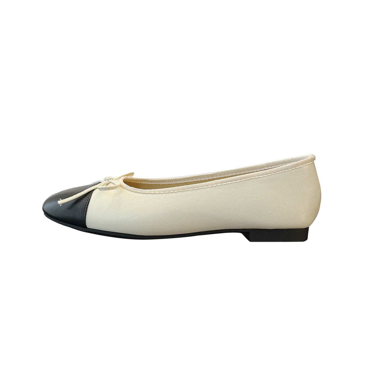Women's Two-Tone Ballet Flats with Bow