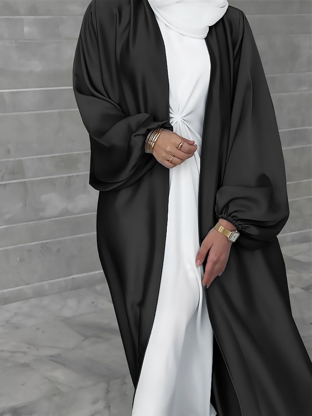 Elegant Long Cardigan in Flowing Fabric with Wide Cut