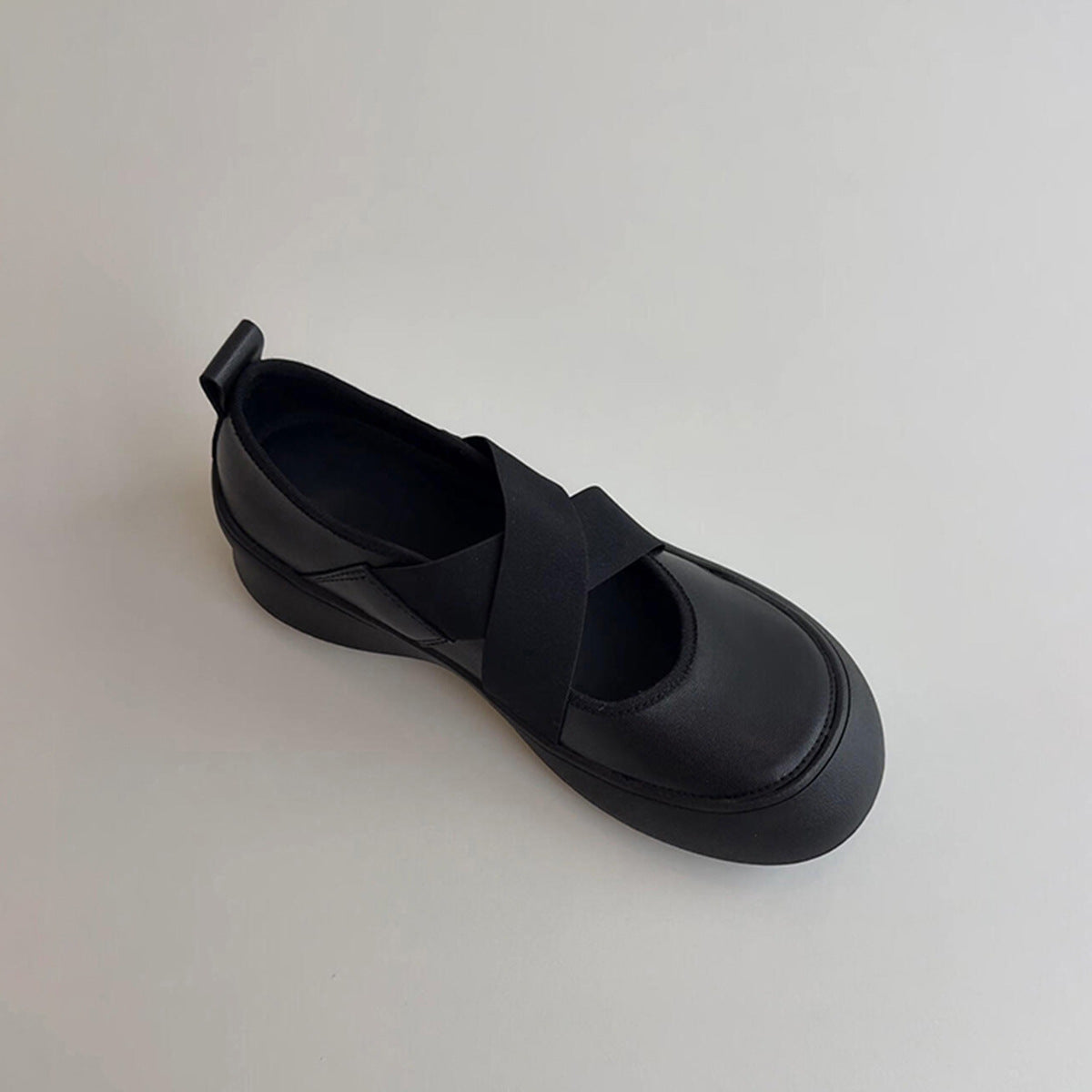 Women's Ballet Flats with Elastic Cross Strap and Cushioned Sole