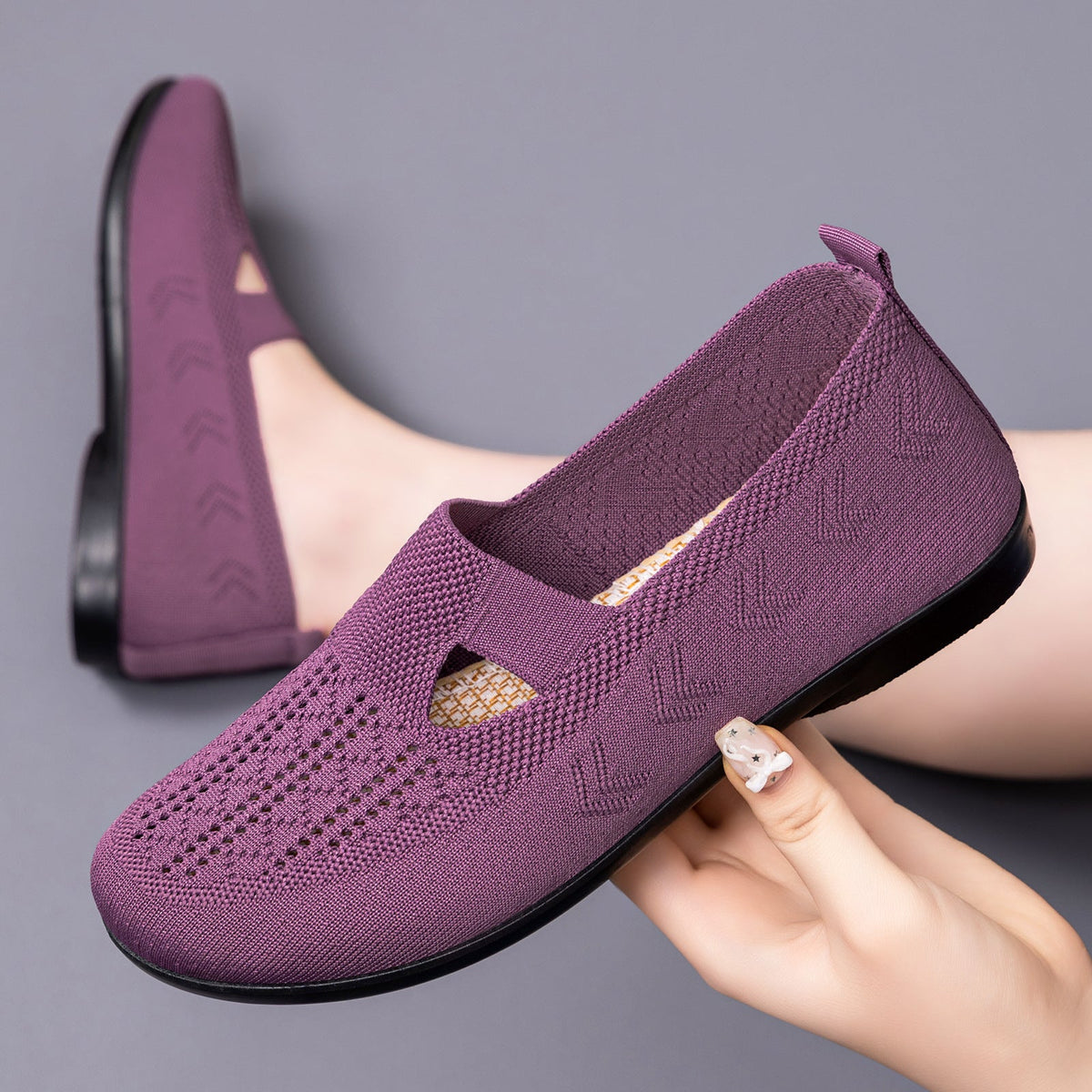 Women's Breathable and Flexible Everyday Shoes with Elastic Entry