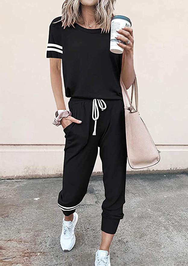 Women's Leisure Suit with Stylish Contrast Stripes