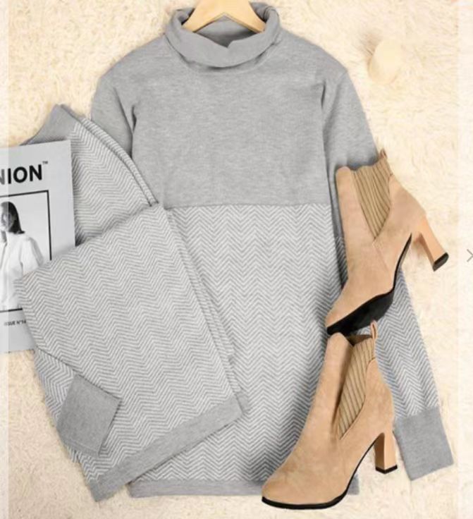Women's High-Neck Loungewear Set with Textured Pattern