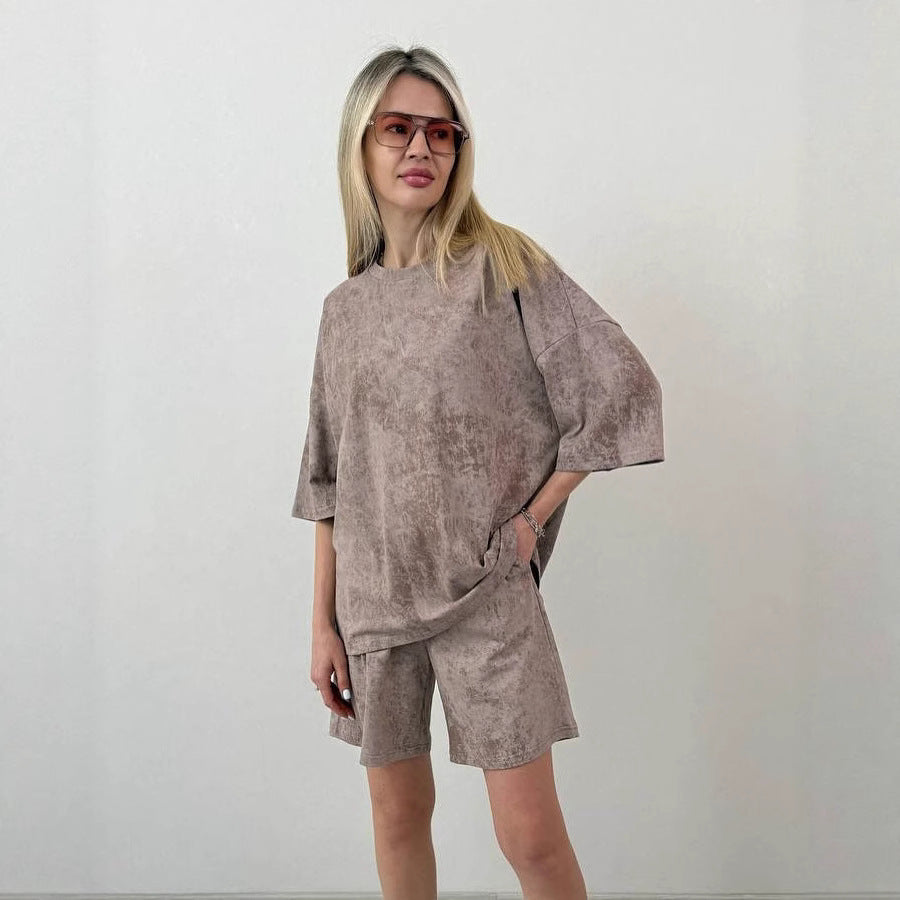 Women's Elegant Casual Set with Loose T-Shirt and Shorts