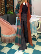 Women's Plaid Coat with Fashionable Lapel and Detachable Collar