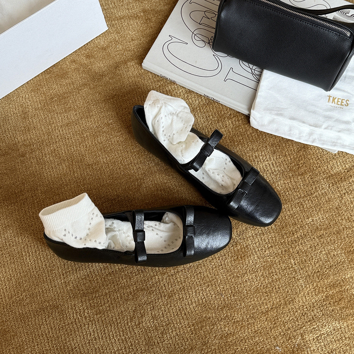 Women's Ballet Flats with Elegant Strap and Comfortable Footbed