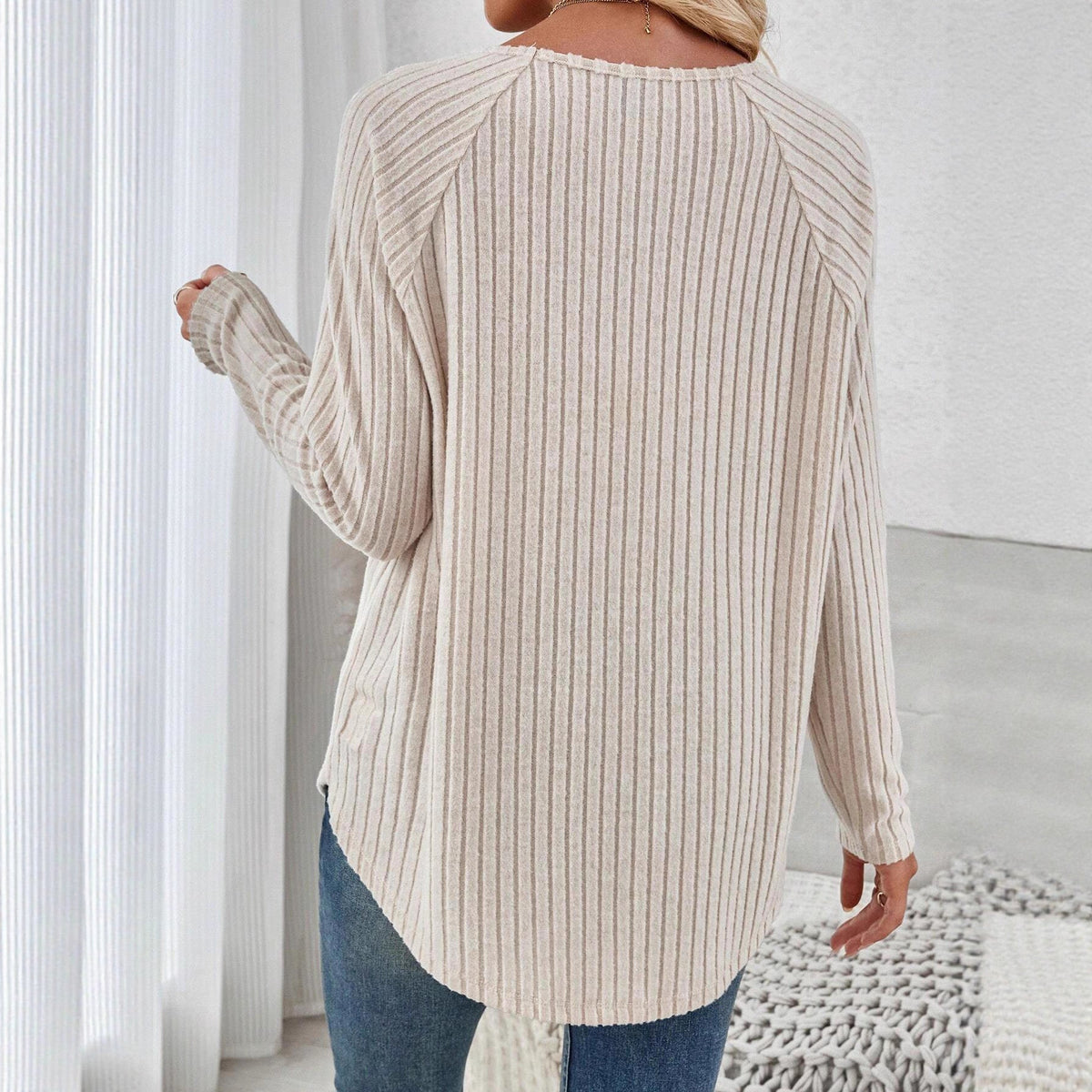 Fine Knit Sweater with Ribbed Design