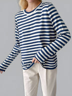 Women's Striped Long-Sleeve Sweater with Crew Neck and Casual Fit
