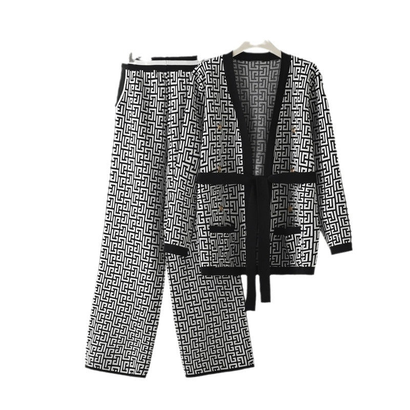Casual Knit Loungewear Set with Geometric Pattern
