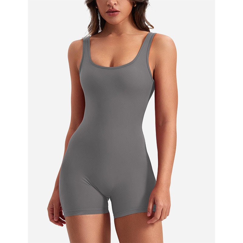 Women's Elegant and Form-Fitting Sport Jumpsuit