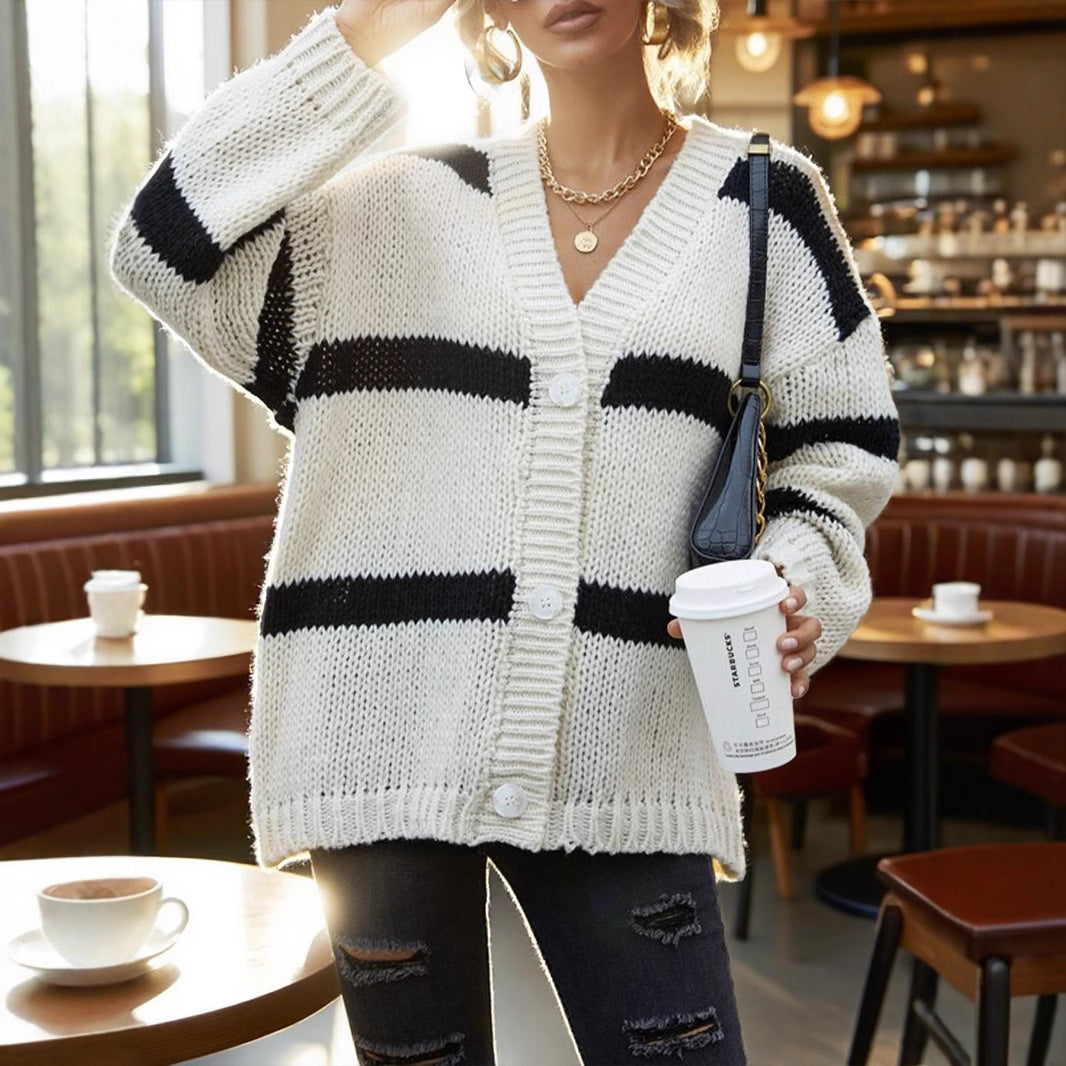 Women's Chunky Knit Cardigan with Fashionable Stripes