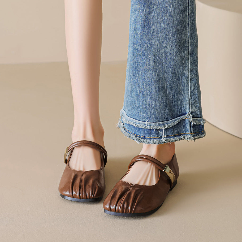 Women's Ballet Flats with Decorative Strap