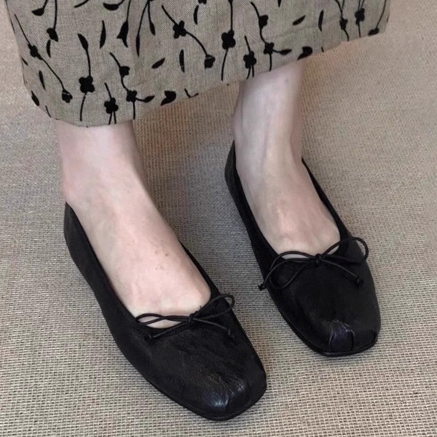 Women's Ballet Flats with Unique Toe Design and Adjustable Strap