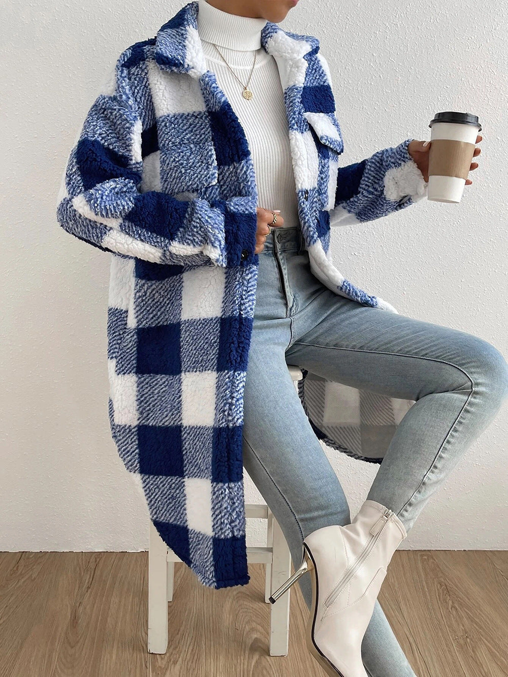 Women's Cozy Plaid Coat with Soft Lining and Button Placket