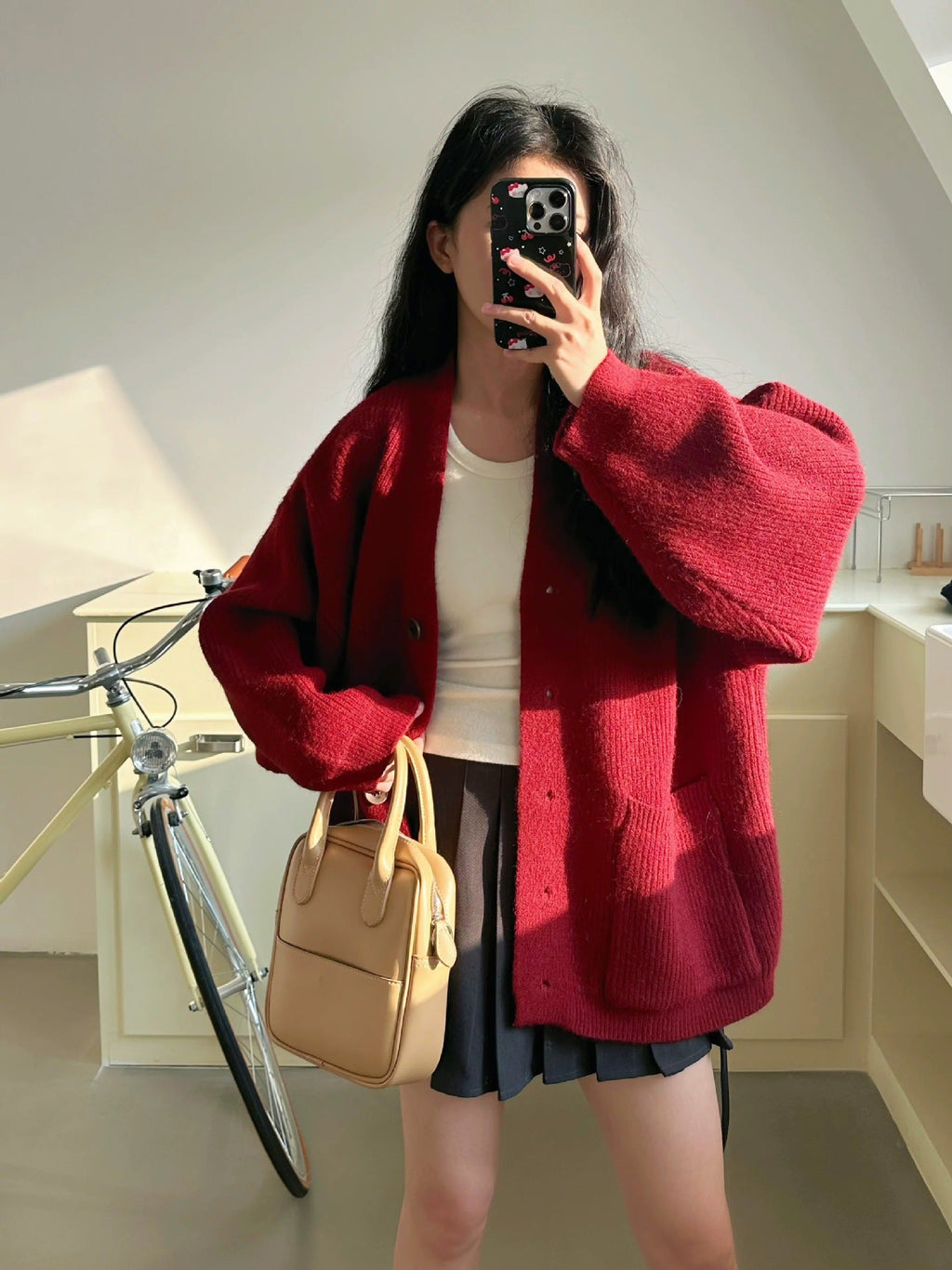 Women's Cozy Cardigan with Large Pockets and Button Detail