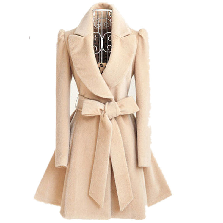 Women's Fashionable Trench Coat with Tailored Cut and Belt