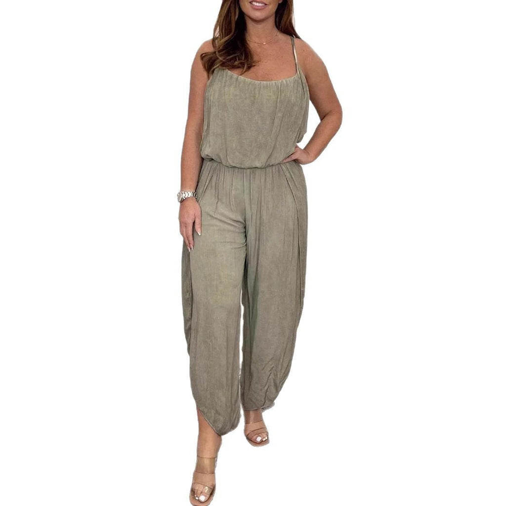 Women's Airy Jumpsuit with Wide Cut and Adjustable Straps